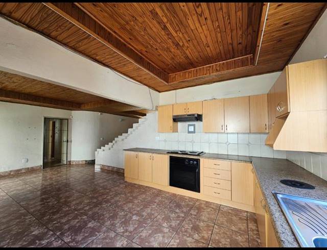 4 BEDROOM HOUSE FOR SALE IN VAALPARK